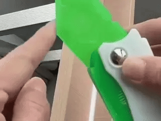 SealForge – 9-In-1 Multipurpose Caulking & Spatula Tool