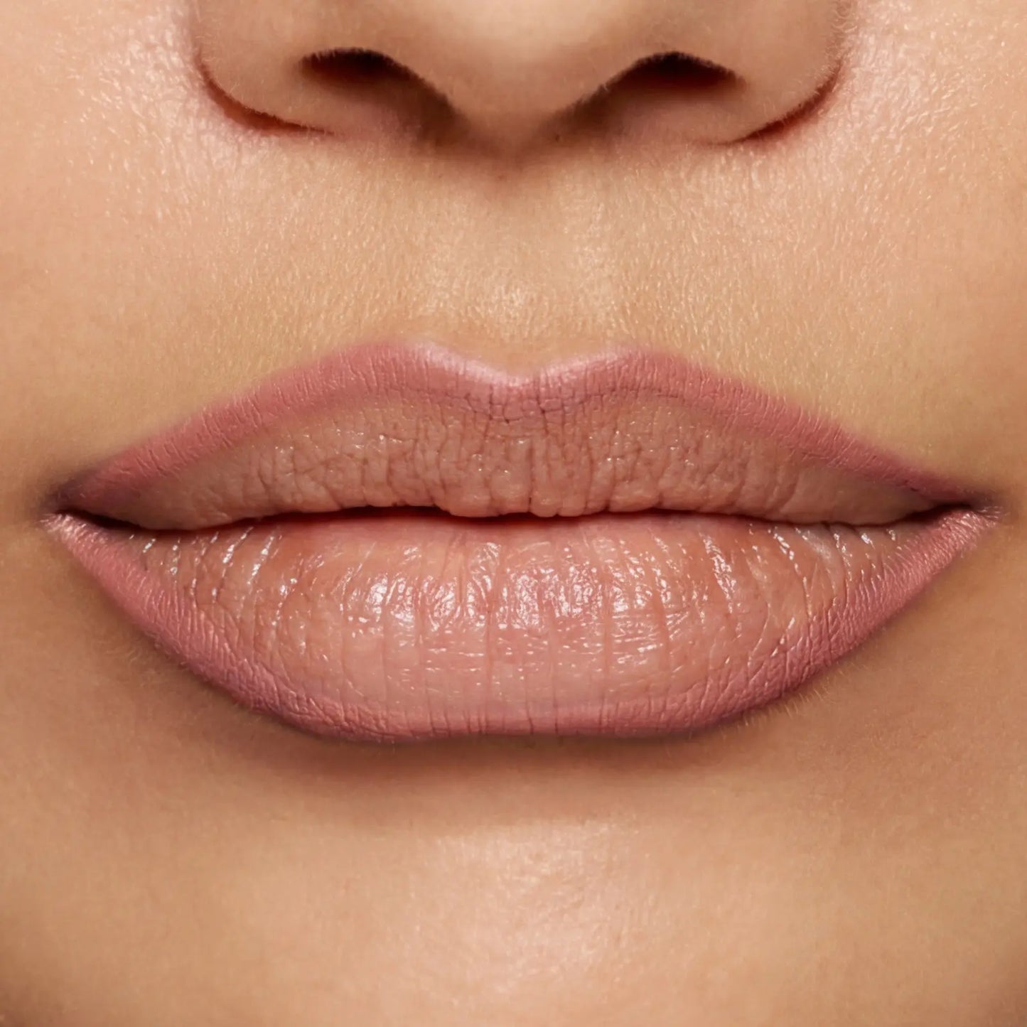 PlumpEdge – Smooth Glide Lip Liner