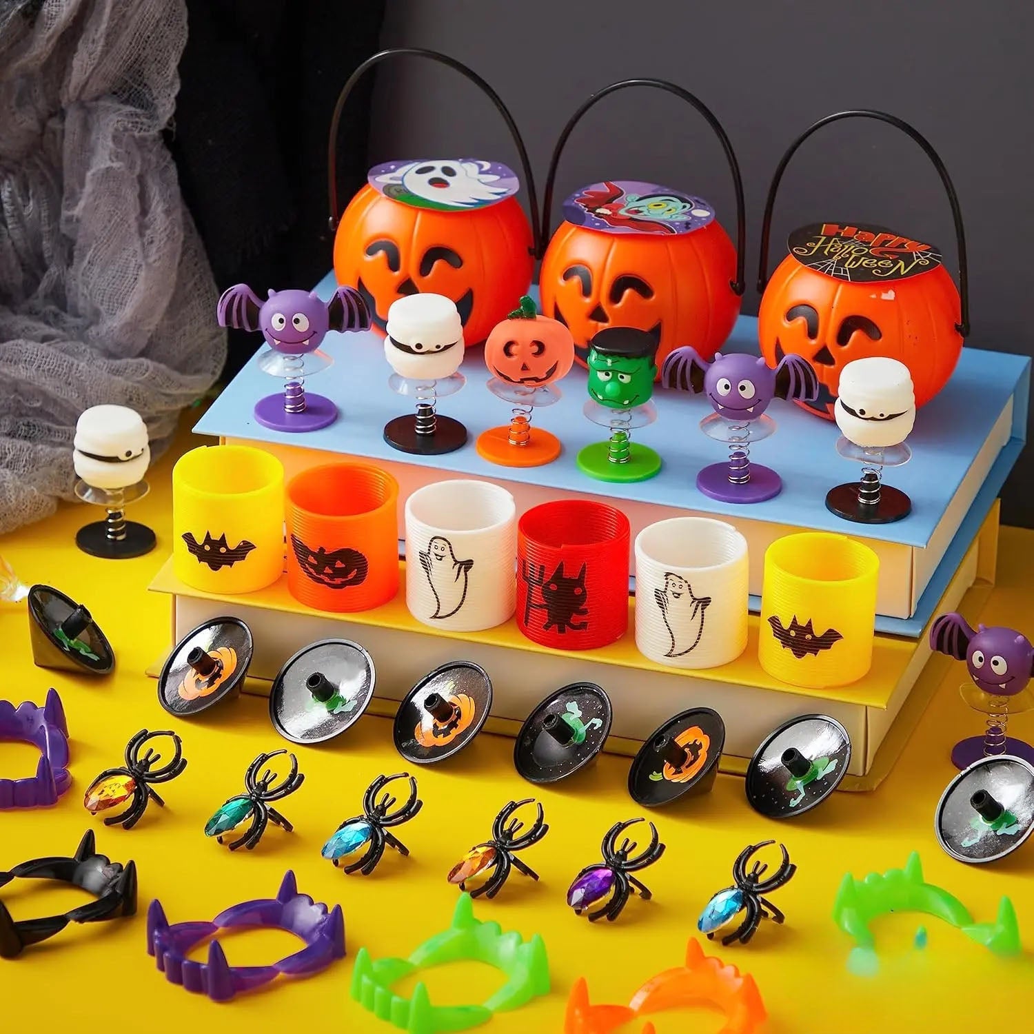 SpookJoy – 144-Piece Halloween Toy & Gift Set