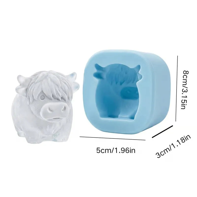 MooMold – Adorable Highland Cow Ice Cube Tray