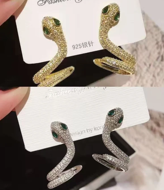 SerpentGlow – Sparkling Snake Statement Jewelry