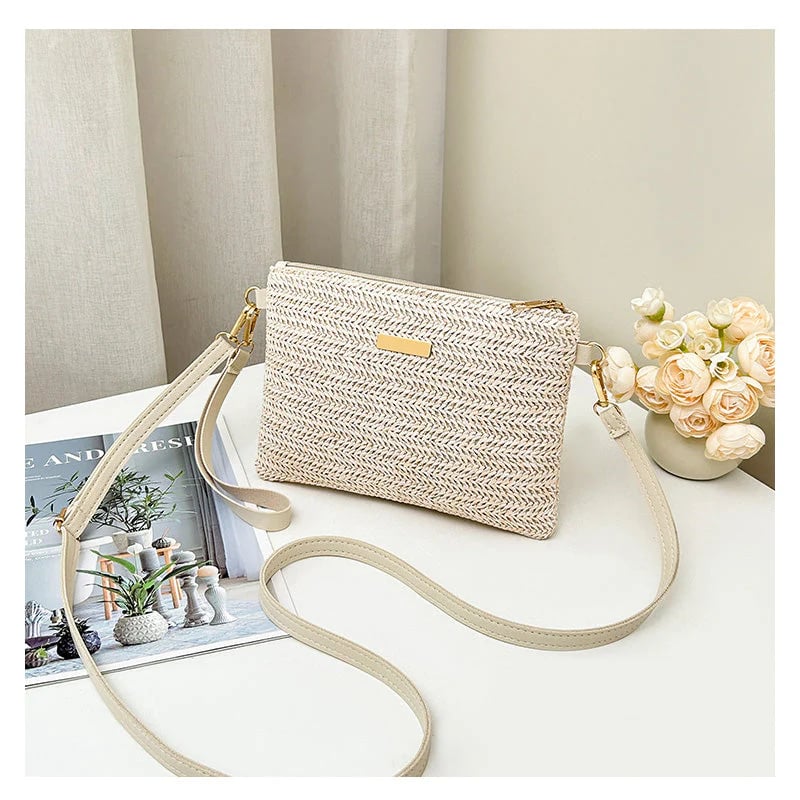 SoléaMuse – Woven Straw Shoulder Clutch Bag
