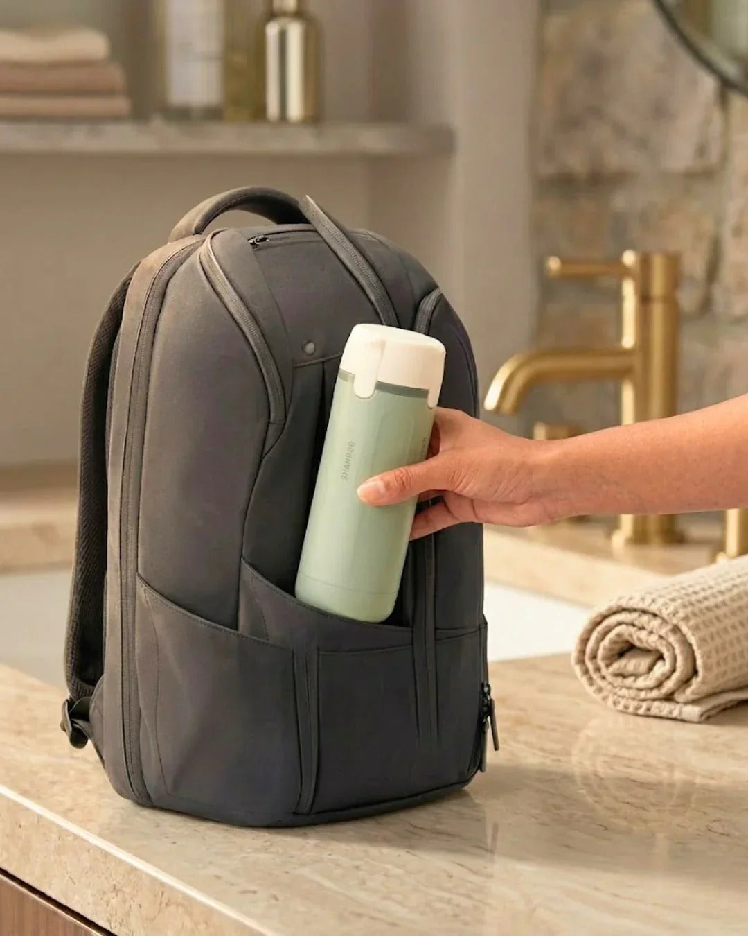 JetPack – Leakproof Travel Dispenser