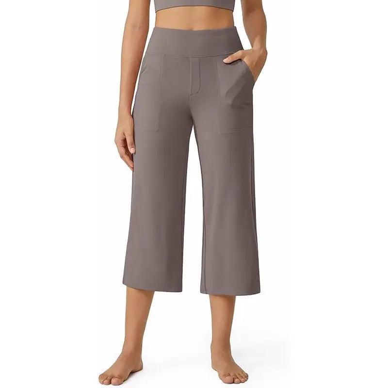 ComfortCurve – High-Rise Capri Pants
