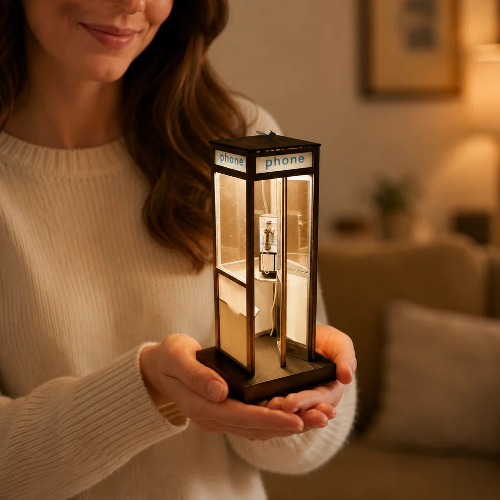 LondonGlow – Vintage Phone Booth Table Lamp