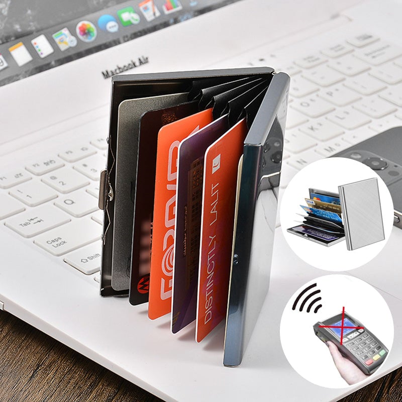 VaultCard – Compact RFID Blocking Card Holder