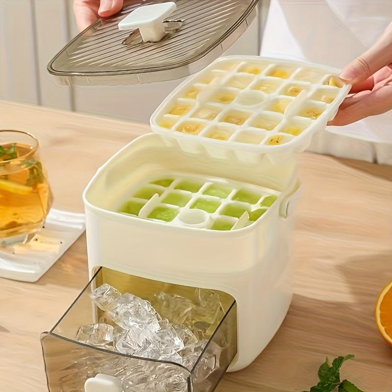 FrostElla – 48-Cube Double-Layer Portable Ice Maker