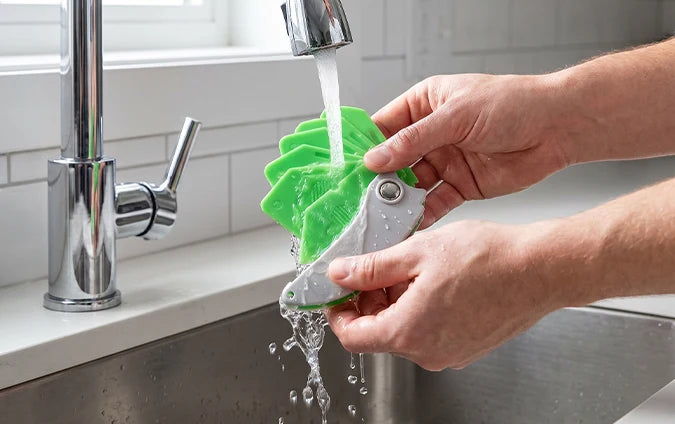 SealForge – 9-In-1 Multipurpose Caulking & Spatula Tool