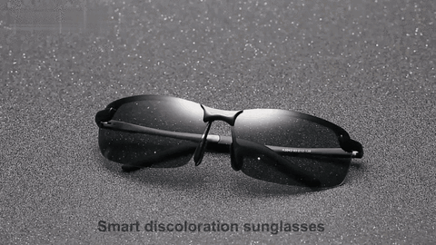 GlareGuard – Polarized Photochromic Sunglasses