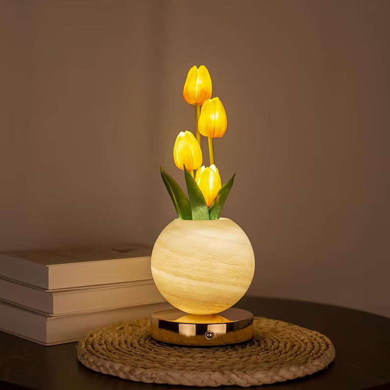 TulipGlow – Dreamy Floral Table Lamp