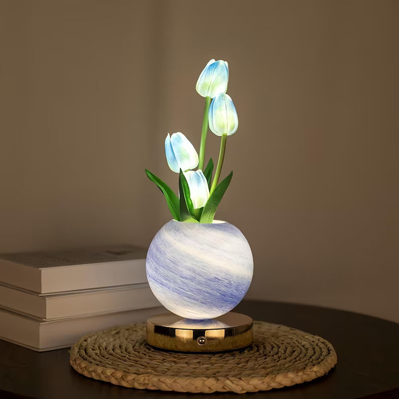 TulipGlow – Dreamy Floral Table Lamp