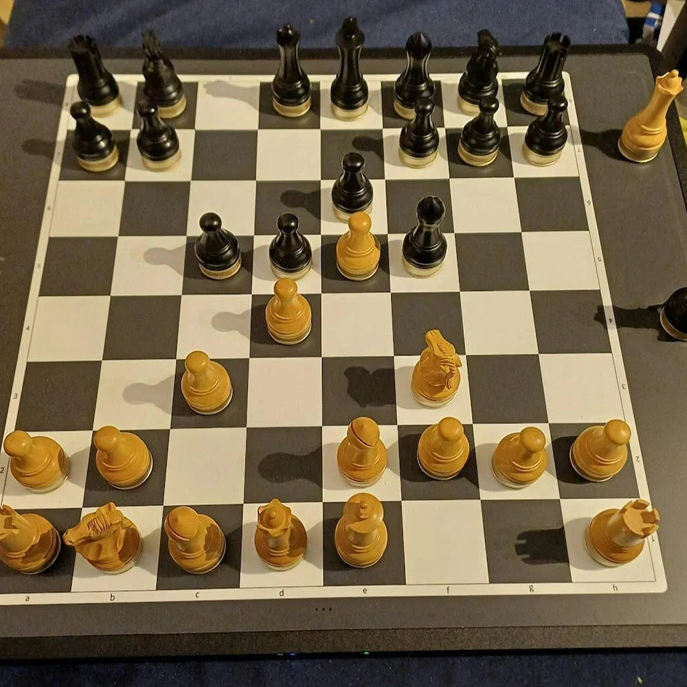 RoboChess – Advanced smart chessboard system
