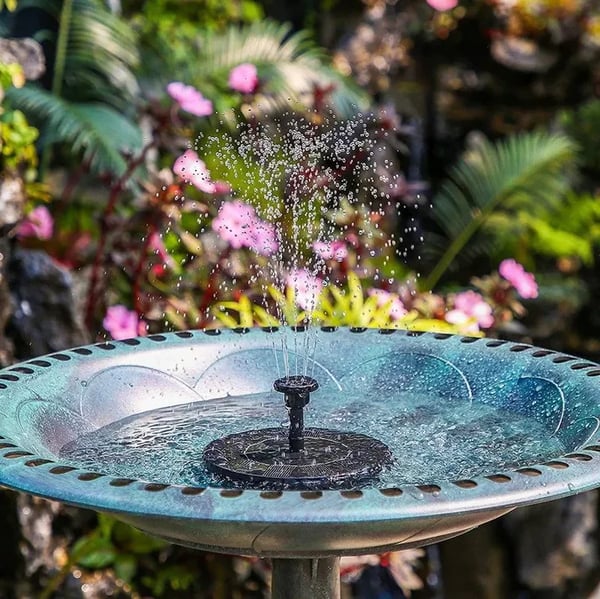 SolaraFlow – Solar Bird Bath Fountain Pump
