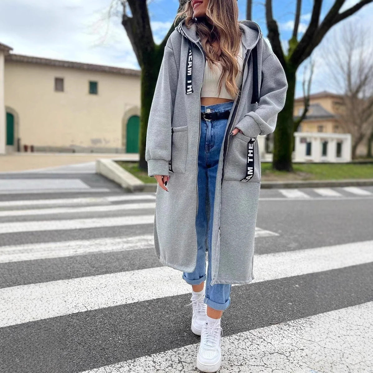 Velmora – Women’s Oversized Hooded Sweatshirt Coat
