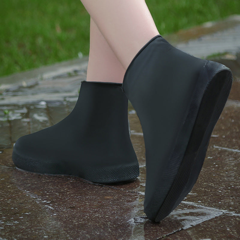 AquaStep – Non-Slip Rain Shoe Covers