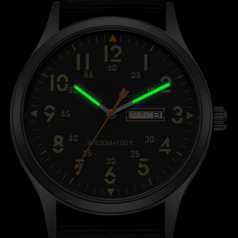 ChronoLuxe – Men’s Luminous Quartz Watch