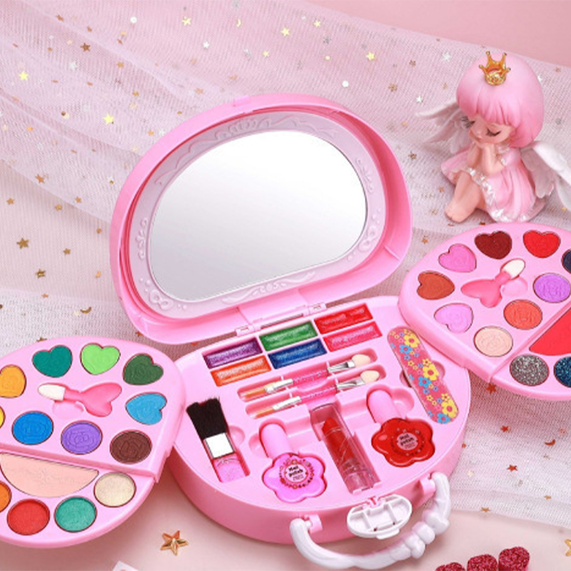 BeautyCharm – Girls Creative Makeup Toy Set