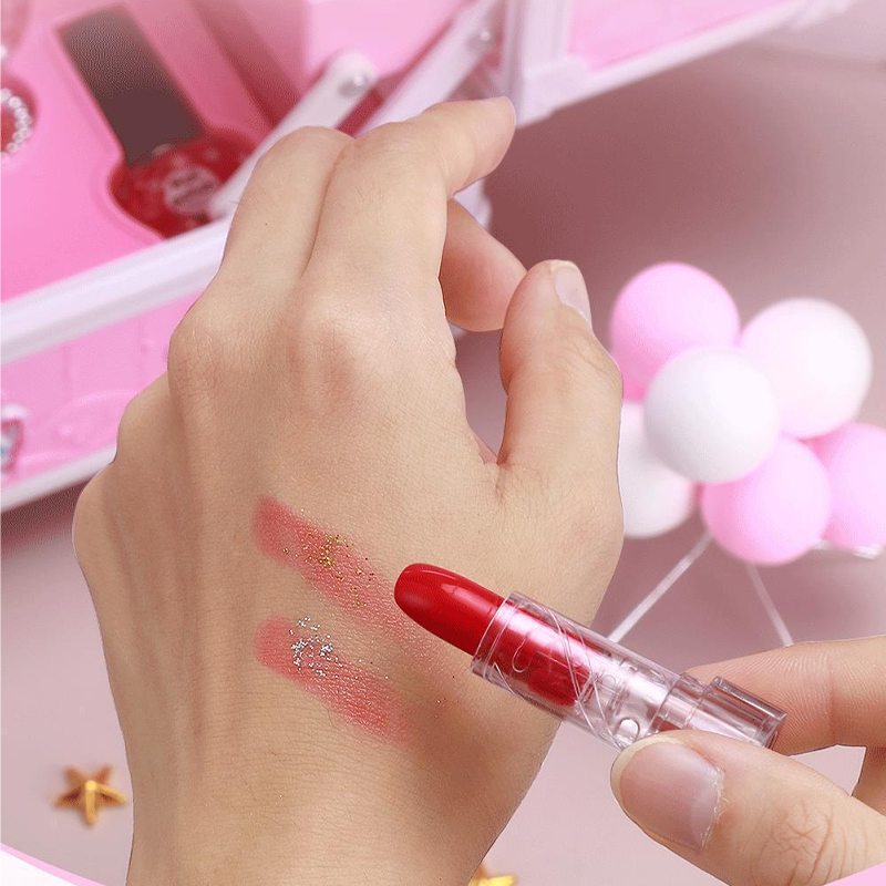 BeautyCharm – Girls Creative Makeup Toy Set