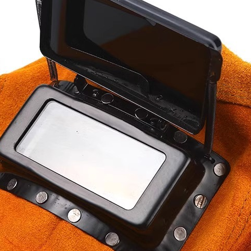 WeldArmor – Reinforced Welding Mask With Shoulder Drape