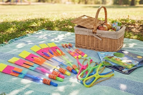 NightLaunch – Glowing Flying Arrow Toy